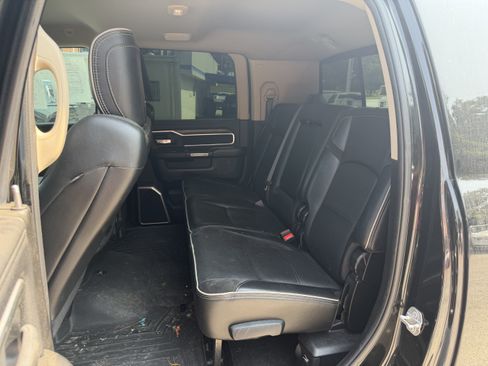 Used 2019 RAM 2500 Laramie AWD/4WD image 11