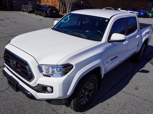 Used 2023 Toyota Tacoma SR5 w/ Technology Package image 40