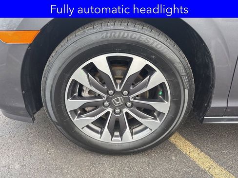 Certified 2024 Honda Odyssey EX-L image 12