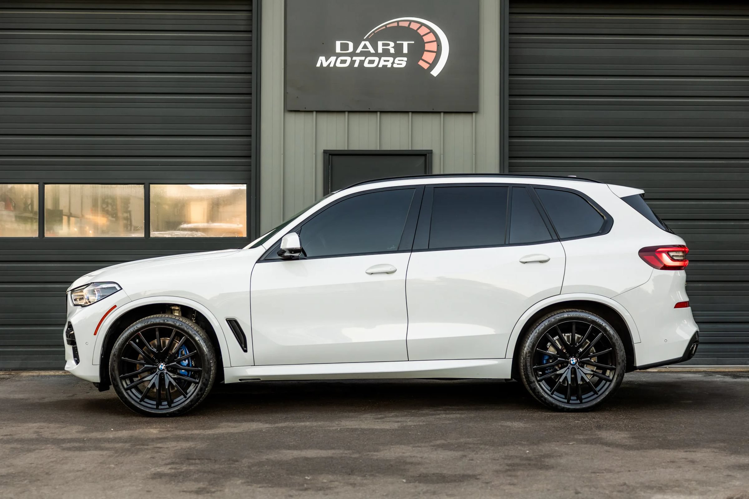 Used 2023 BMW X5 M50i w/ Executive Package AWD/4WD image 4