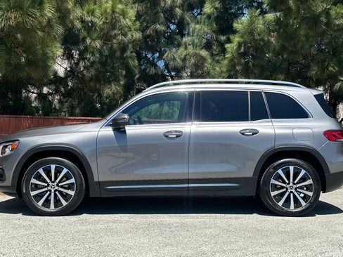 Certified 2022 Mercedes-Benz GLB 250 4MATIC image 7