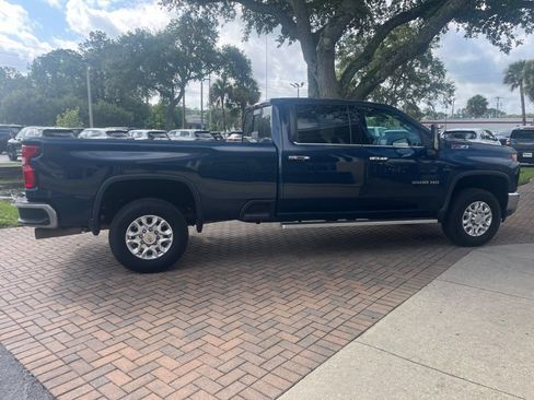 Used 2021 Chevrolet Silverado 3500 LTZ w/ LTZ Convenience Package AWD/4WD image 6