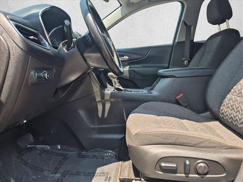 Used 2024 Chevrolet Equinox LT AWD/4WD image 15