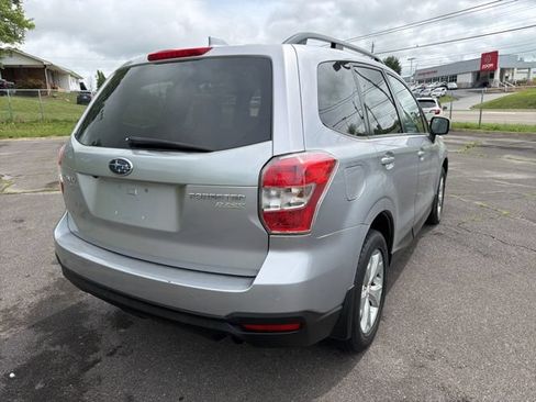 Used 2016 Subaru Forester 2.5i Premium AWD/4WD image 9