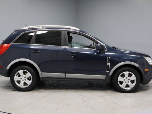 Used 2014 Chevrolet Captiva Sport LS image 5