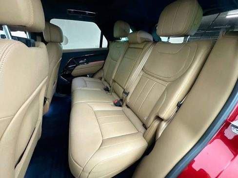Used 2024 Land Rover Range Rover Sport SE AWD/4WD image 25