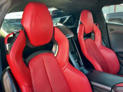 Used 2024 Chevrolet Corvette Stingray Premium Cpe w/ 3LT image 27