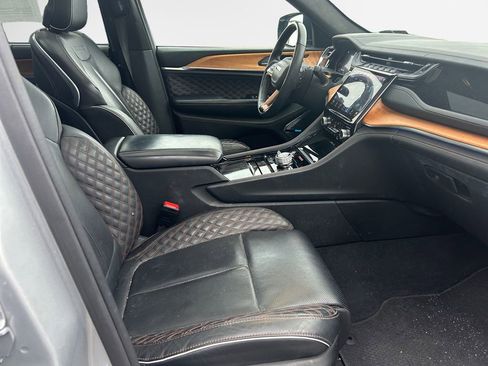 Certified 2023 Jeep Grand Cherokee L Summit image 30