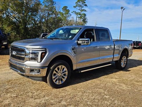 New 2025 Ford F150 Lariat w/ Equipment Group 502A High image 3