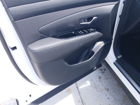 New 2026 Hyundai Tucson Limited FWD image 9