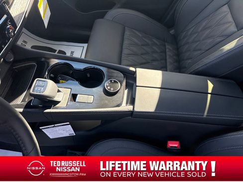 New 2026 Nissan Rogue Platinum image 26