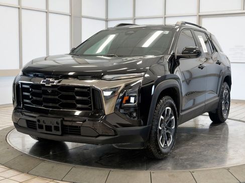 Used 2025 Chevrolet Equinox ACTIV w/ Safety and Technology Package image 4