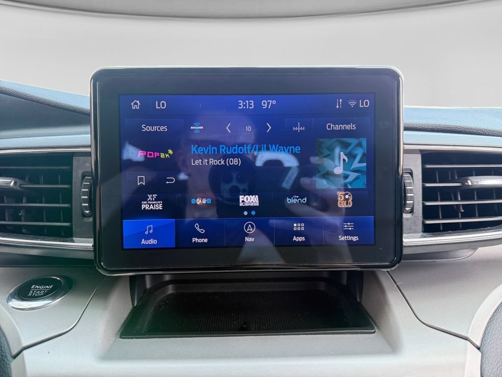 Used 2022 Ford Explorer XLT w/ Equipment Group 202A AWD/4WD image 25