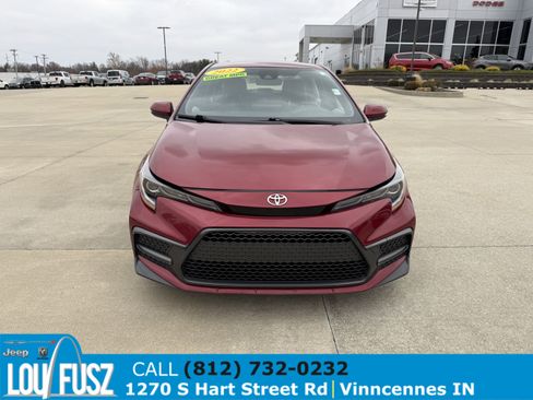 Used 2022 Toyota Corolla SE image 2