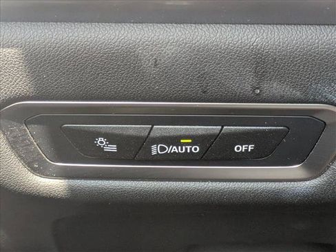 Used 2025 BMW X7 xDrive40i w/ M Sport Package AWD/4WD image 12