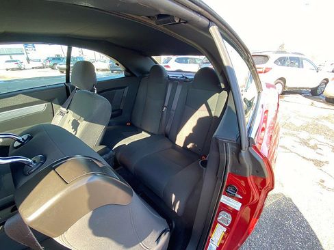 Used 2010 Chrysler Sebring Touring image 13