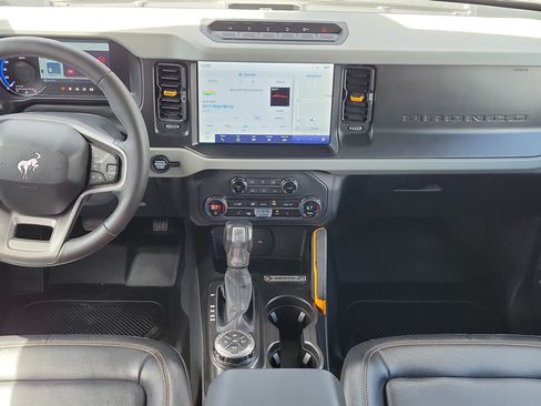 Used 2023 Ford Bronco Badlands AWD/4WD image 15