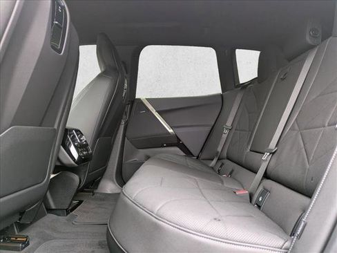 Used 2026 BMW iX xDrive45 AWD/4WD image 17