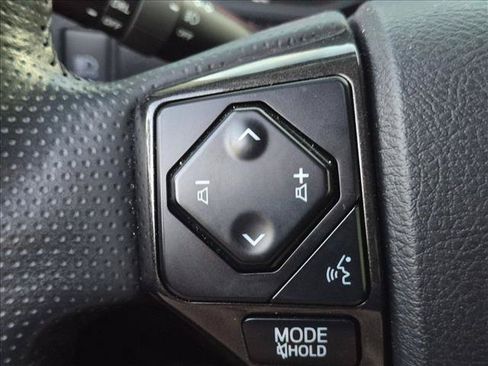 Certified 2023 Toyota 4Runner TRD Off-Road Premium w/ Moonroof Package AWD/4WD image 15