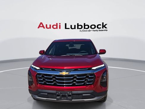Used 2026 Chevrolet Equinox LT FWD image 3