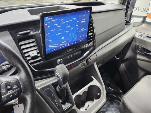 Used 2023 Ford Transit 350 XLT image 31
