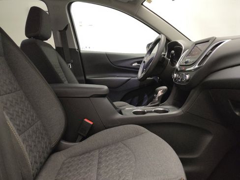 Used 2022 Chevrolet Equinox LT FWD image 21