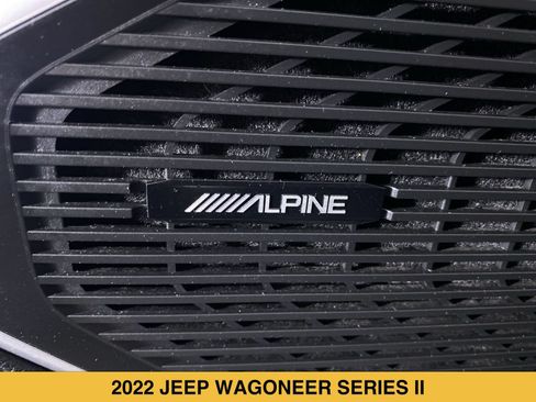 Used 2022 Jeep Wagoneer Series II w/ Premium Group I AWD/4WD image 14