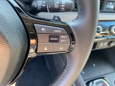 Certified 2025 Honda Pilot EX-L image 27