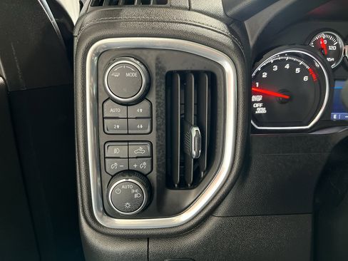 Used 2022 Chevrolet Silverado 1500 RST image 28