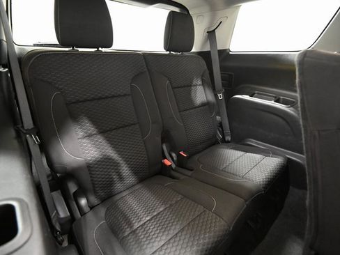 Used 2017 GMC Acadia SLE image 26