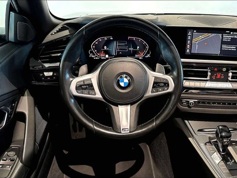Used 2022 BMW Z4 sDrive30i w/ M Sport Package RWD image 16