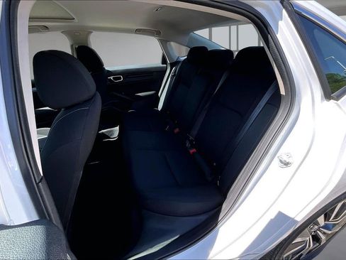 Used 2022 Honda Civic EX image 27