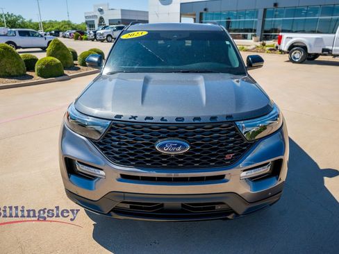 Used 2023 Ford Explorer ST w/ Equipment Group 401A AWD/4WD image 2