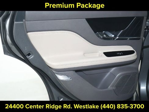 Certified 2022 Lincoln Corsair AWD w/ Premium Package image 13