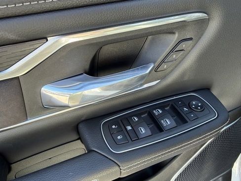 Used 2023 RAM 1500 Laramie image 14