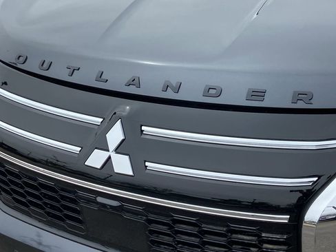 New 2026 Mitsubishi Outlander SEL AWD/4WD image 28