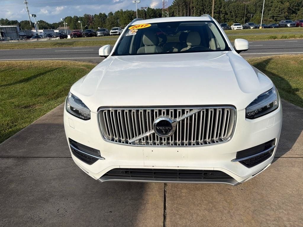 Used 2017 Volvo XC90 T6 Inscription w/ Vision Package AWD/4WD image 6