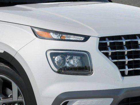 New 2026 Hyundai Venue SEL image 9