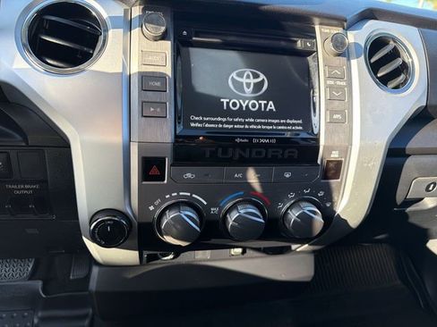 Used 2019 Toyota Tundra SR5 AWD/4WD image 18