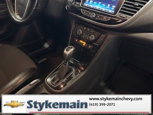 Used 2019 Buick Encore Preferred image 18