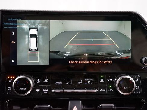 New 2026 Toyota Highlander Platinum image 19