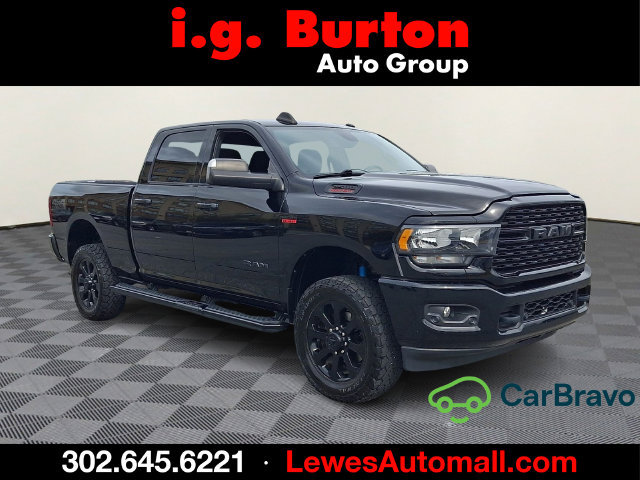 Used 2022 RAM 2500 Big Horn w/ Night Edition AWD/4WD image 1
