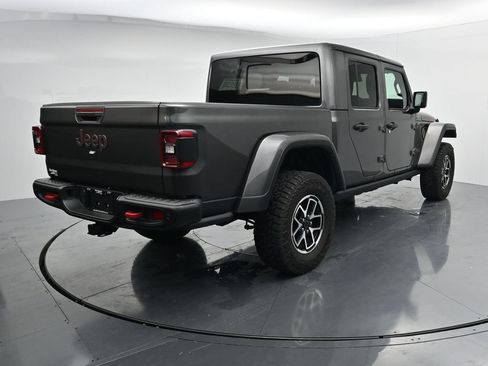 Used 2025 Jeep Gladiator Rubicon AWD/4WD image 7