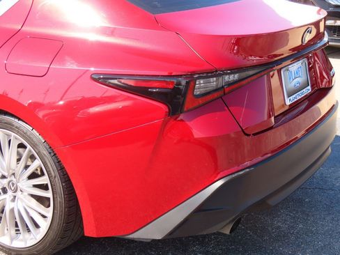 Used 2022 Lexus IS 300 w/ Premium Package image 15