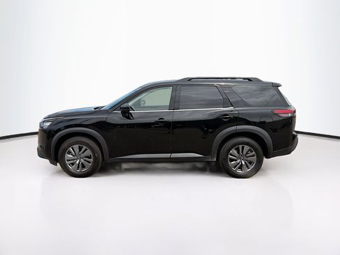 Used 2025 Nissan Pathfinder SV AWD/4WD image 4