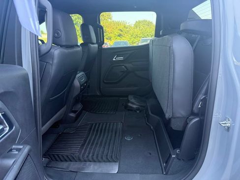 Used 2025 Chevrolet Silverado EV LT AWD/4WD image 12