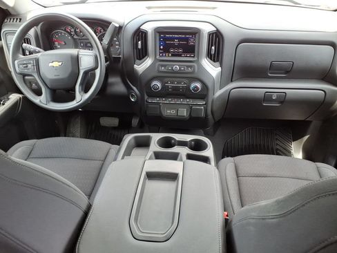 Used 2024 Chevrolet Silverado 1500 Custom w/ Turbomax Blackout Package RWD image 18