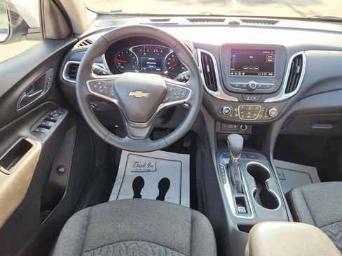 Used 2024 Chevrolet Equinox LT image 36