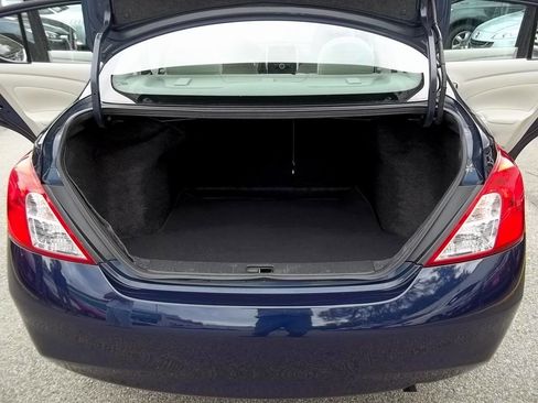 Used 2013 Nissan Versa SV w/ Convenience Pkg image 25