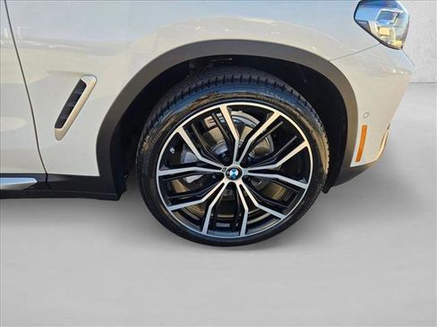 Used 2022 BMW X4 xDrive30i w/ Premium Package 2 image 22